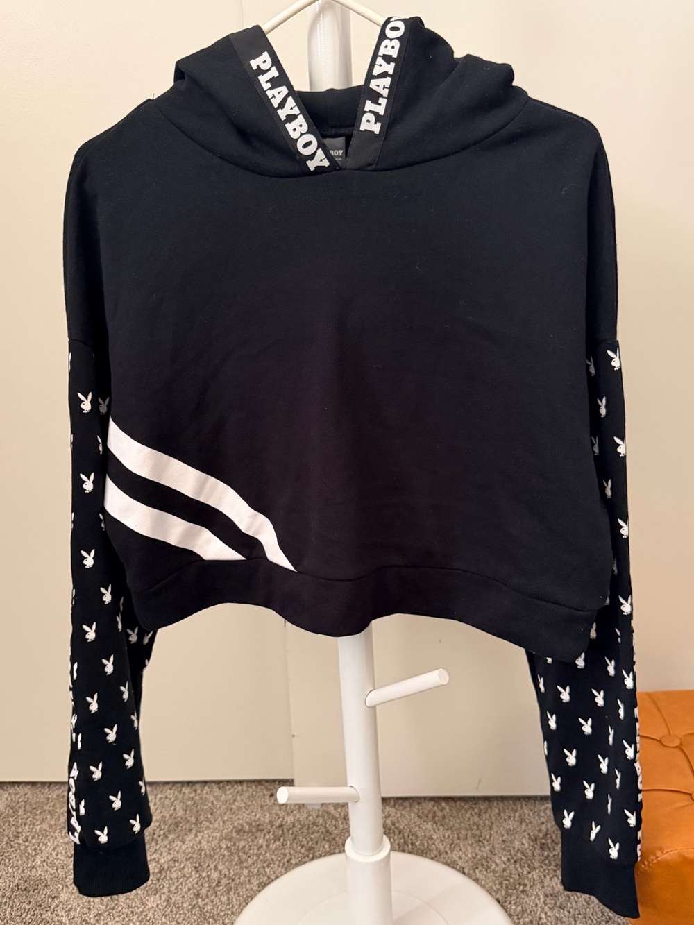 PLAYBOY Black & White Cropped Hoodie